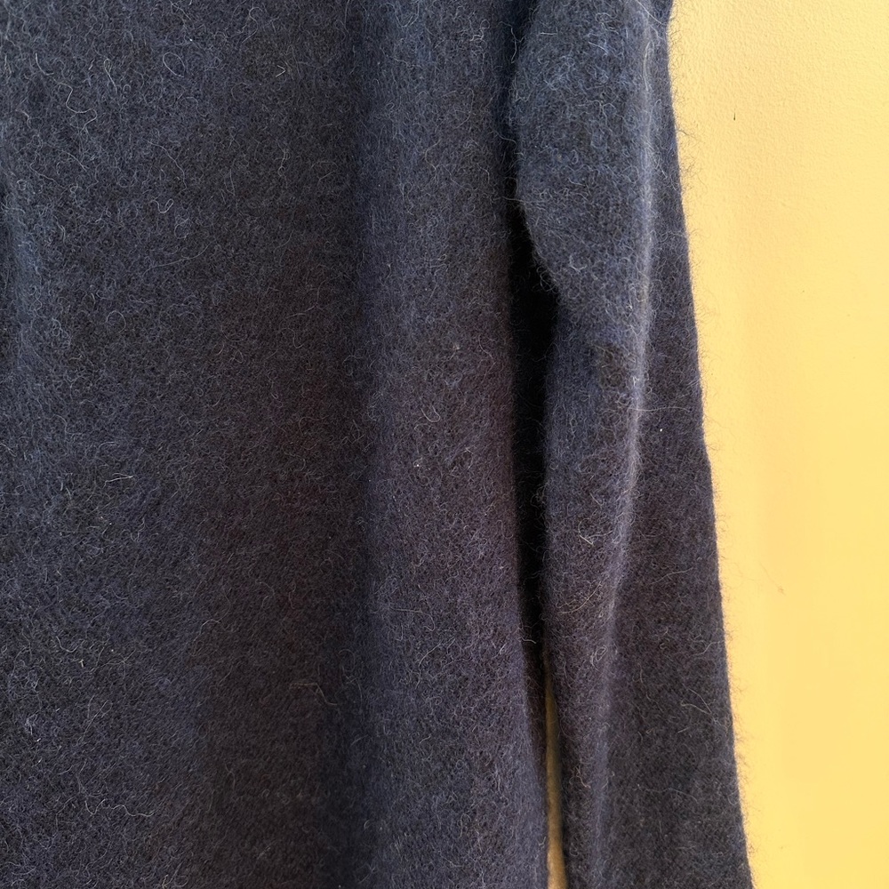Lilith Sweater - Picture 4 of 5
